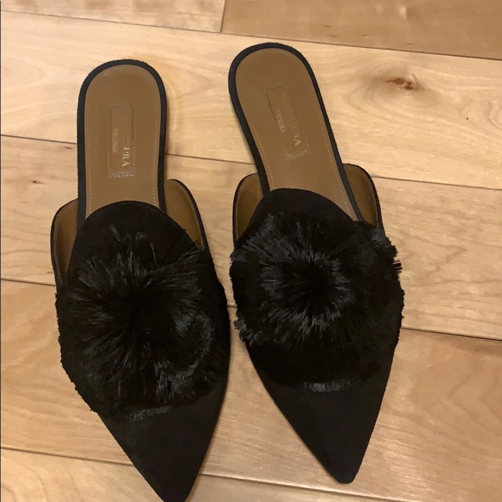 ❗️SOLD❗️Aquazzura powder puff flats LIKE NEW - Picture 1 of 5
